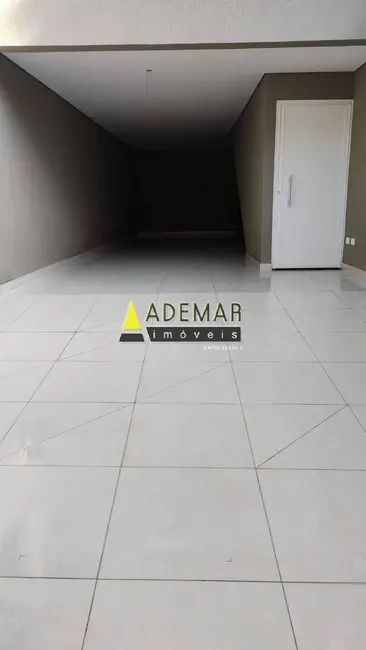 Foto 1 de Casa com 4 quartos à venda, 205m2 em Centro, Diadema - SP