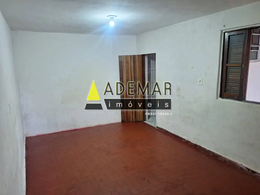 Foto 3 de Casa com 1 quarto para alugar, 39m2 em Serraria, Diadema - SP