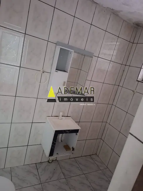 Foto 2 de Casa com 1 quarto para alugar, 39m2 em Serraria, Diadema - SP