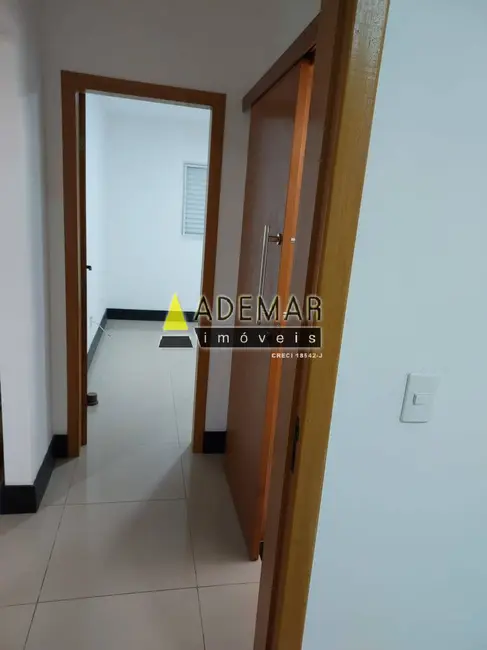 Foto 8 de Casa com 3 quartos à venda, 250m2 em Taboão, Diadema - SP