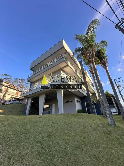 Casa com 4 quartos à venda e para alugar, 560m2 em Parque Terra Nova II, Sao Bernardo Do Campo - SP - imagem 1 Foto 1 de Casa com 4 quartos à venda e para alugar, 560m2 em Parque Terra Nova II, Sao Bernardo Do Campo - SP