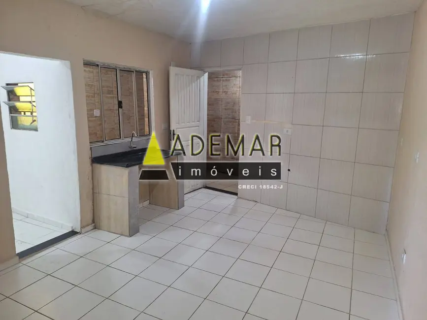 Casa com 2 quartos para alugar, 55m2 em Eldorado, Diadema - SP - imagem 7 Foto 7 de Casa com 2 quartos para alugar, 55m2 em Eldorado, Diadema - SP