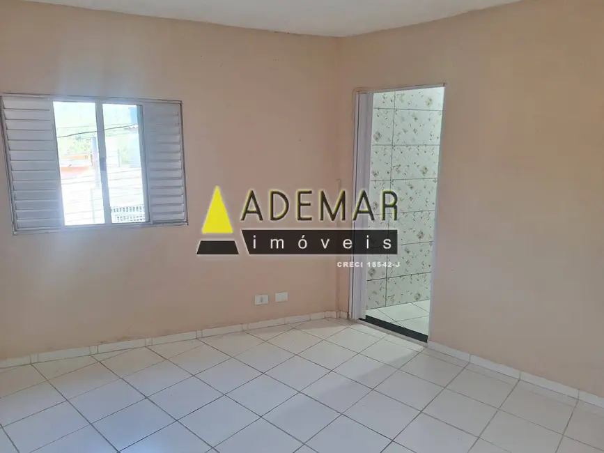 Casa com 2 quartos para alugar, 55m2 em Eldorado, Diadema - SP - imagem 1 Foto 1 de Casa com 2 quartos para alugar, 55m2 em Eldorado, Diadema - SP