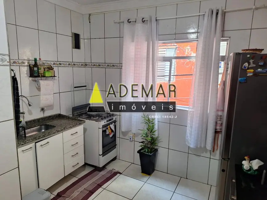 Foto 8 de Casa com 2 quartos à venda, 65m2 em Casa Grande, Diadema - SP