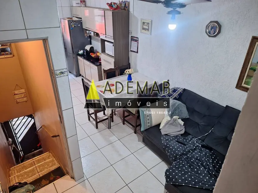 Foto 5 de Casa com 2 quartos à venda, 65m2 em Casa Grande, Diadema - SP