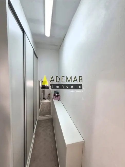 Foto 9 de Casa com 4 quartos à venda, 175m2 em Diadema - SP