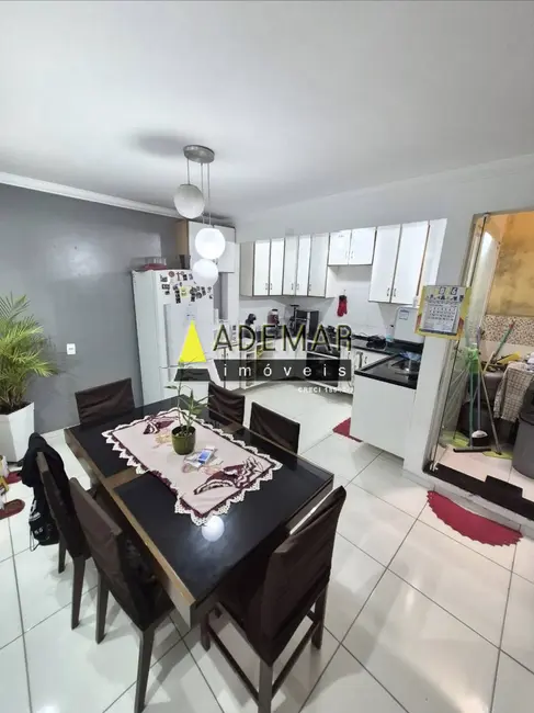 Foto 4 de Casa com 4 quartos à venda, 175m2 em Diadema - SP
