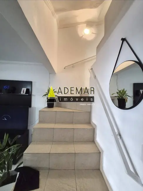 Foto 5 de Casa com 4 quartos à venda, 175m2 em Diadema - SP