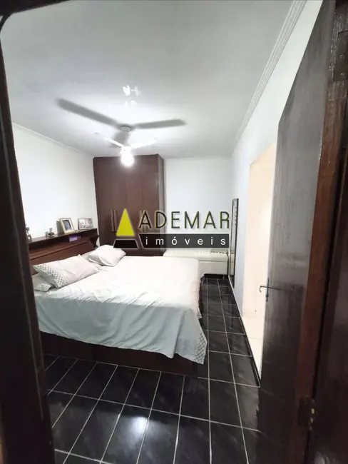 Foto 6 de Casa com 4 quartos à venda, 175m2 em Diadema - SP