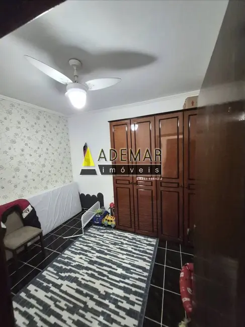 Foto 7 de Casa com 4 quartos à venda, 175m2 em Diadema - SP