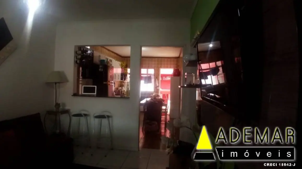 Casa com 2 quartos à venda, 250m2 em Inamar, Diadema - SP - imagem 3 Foto 3 de Casa com 2 quartos à venda, 250m2 em Inamar, Diadema - SP