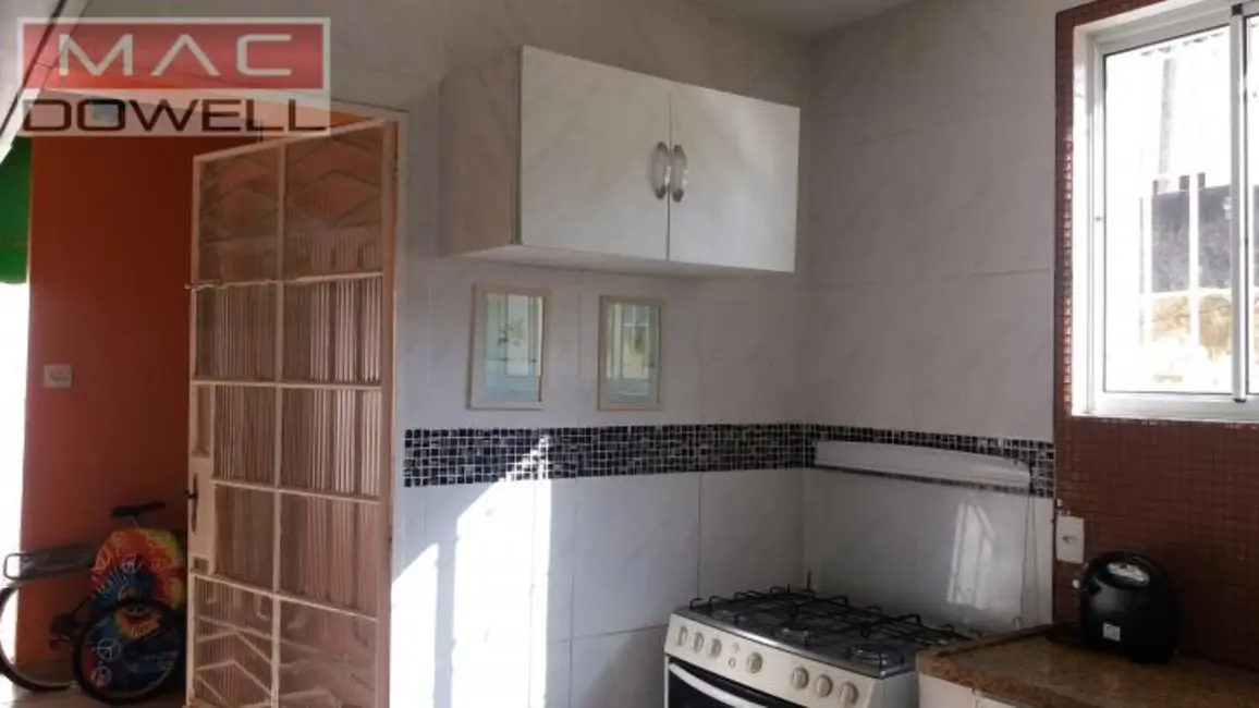 Casa com 4 quartos à venda, 110m2 em Niteroi - RJ - imagem 9 Foto 9 de Casa com 4 quartos à venda, 110m2 em Niteroi - RJ
