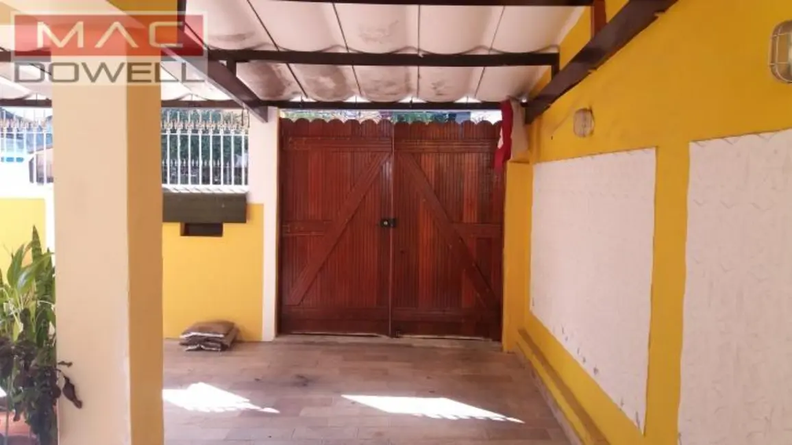Casa com 4 quartos à venda, 110m2 em Niteroi - RJ - imagem 3 Foto 3 de Casa com 4 quartos à venda, 110m2 em Niteroi - RJ