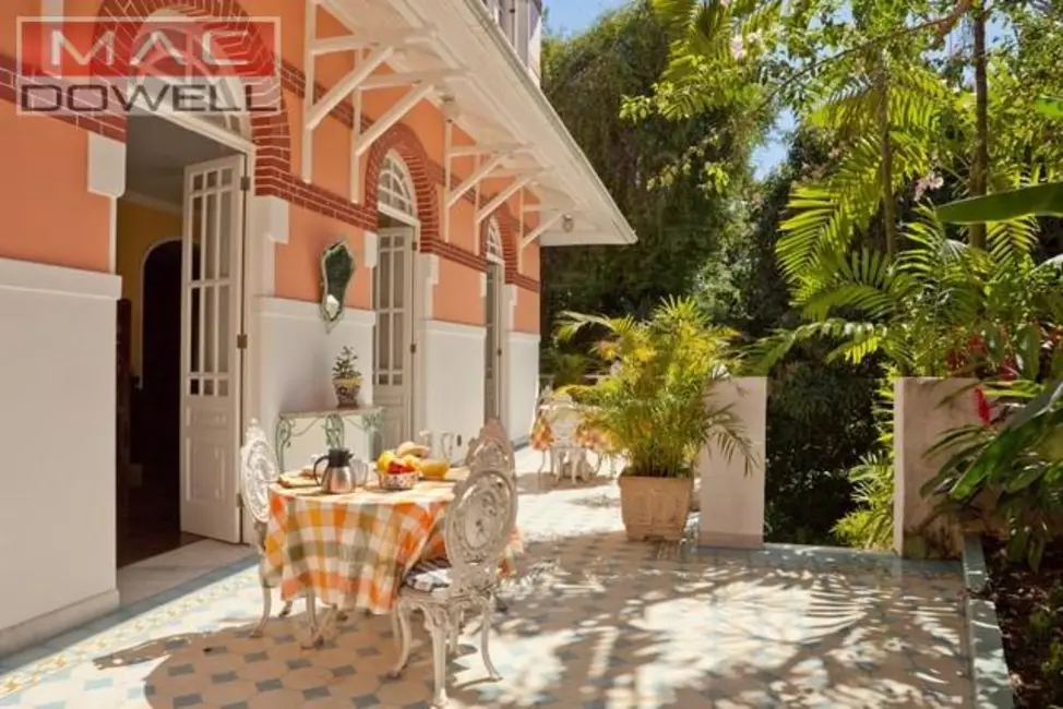 Casa com 4 quartos à venda, 450m2 em Santa Teresa, Rio De Janeiro - RJ - imagem 4 Foto 4 de Casa com 4 quartos à venda, 450m2 em Santa Teresa, Rio De Janeiro - RJ