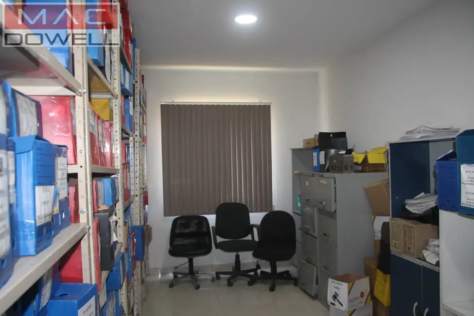 Armazém / Galpão à venda, 1800m2 em Bela Vista, Itaborai - RJ - imagem 8 Foto 8 de Armazém / Galpão à venda, 1800m2 em Bela Vista, Itaborai - RJ