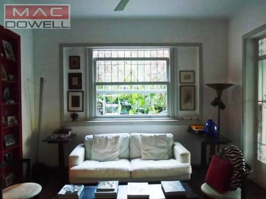 Casa com 6 quartos à venda, 442m2 em Cosme Velho, Rio De Janeiro - RJ - imagem 9 Foto 9 de Casa com 6 quartos à venda, 442m2 em Cosme Velho, Rio De Janeiro - RJ