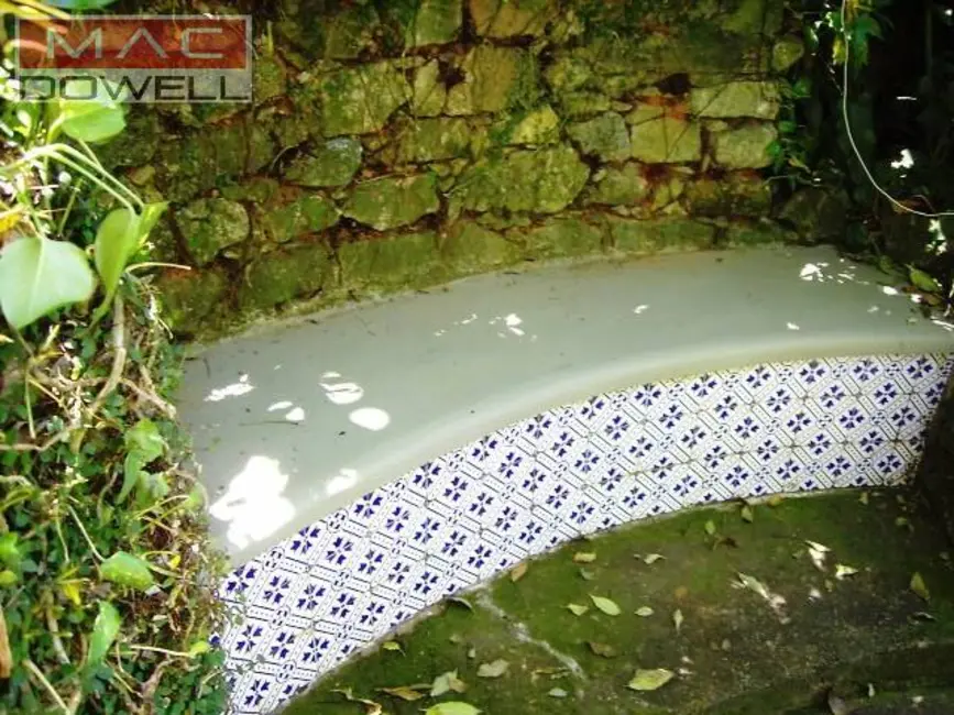 Casa com 6 quartos à venda, 442m2 em Cosme Velho, Rio De Janeiro - RJ - imagem 6 Foto 6 de Casa com 6 quartos à venda, 442m2 em Cosme Velho, Rio De Janeiro - RJ