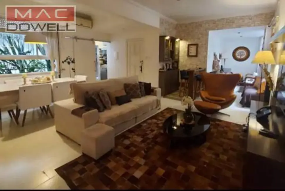 Apartamento com 3 quartos à venda, 137m2 em Rio De Janeiro - RJ - imagem 2 Foto 2 de Apartamento com 3 quartos à venda, 137m2 em Rio De Janeiro - RJ