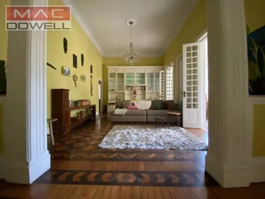 Foto 1 de Casa com 5 quartos à venda, 350m2 em Rio De Janeiro - RJ