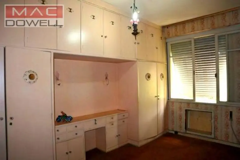 Apartamento com 3 quartos à venda, 132m2 em Rio De Janeiro - RJ - imagem 6 Foto 6 de Apartamento com 3 quartos à venda, 132m2 em Rio De Janeiro - RJ