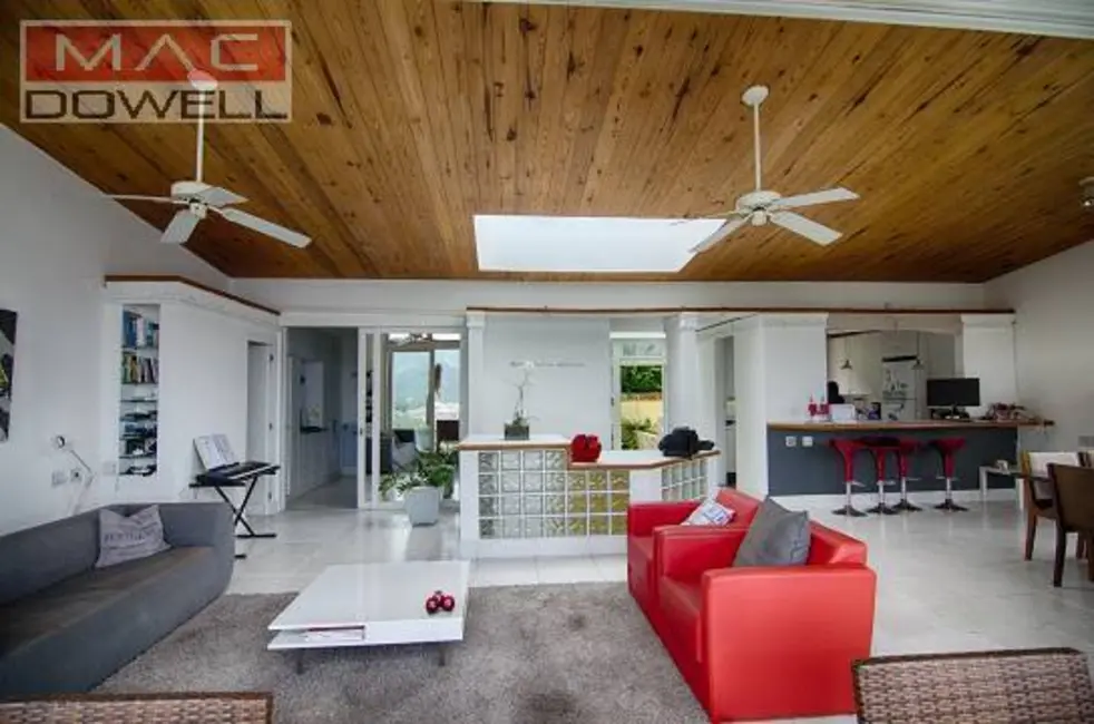 Casa com 3 quartos à venda, 464m2 em Jardim Botânico, Rio De Janeiro - RJ - imagem 7 Foto 7 de Casa com 3 quartos à venda, 464m2 em Jardim Botânico, Rio De Janeiro - RJ