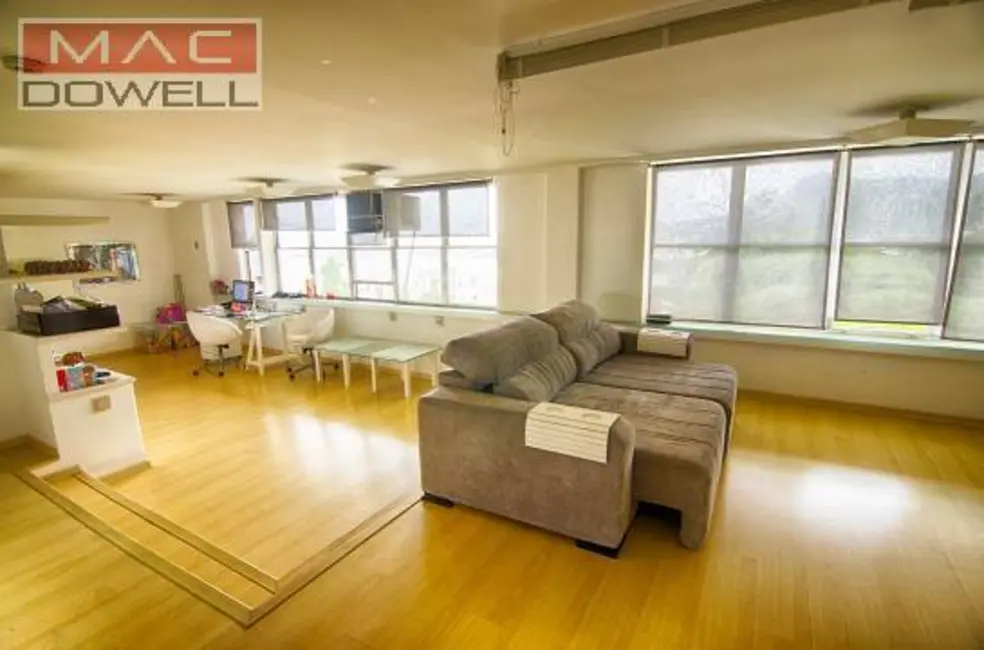 Casa com 3 quartos à venda, 464m2 em Jardim Botânico, Rio De Janeiro - RJ - imagem 9 Foto 9 de Casa com 3 quartos à venda, 464m2 em Jardim Botânico, Rio De Janeiro - RJ