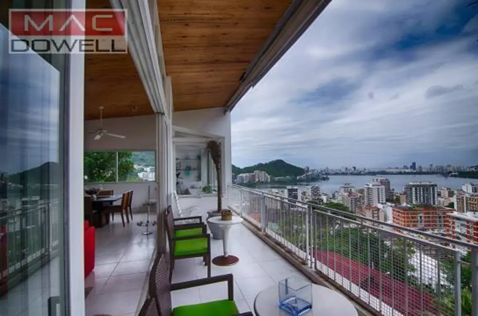 Foto 1 de Casa com 3 quartos à venda, 464m2 em Rio De Janeiro - RJ