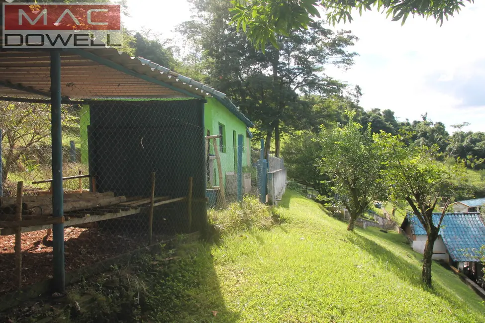 Sítio / Rancho com 4 quartos à venda, 111m2 em Itaborai - RJ - imagem 9 Foto 9 de Sítio / Rancho com 4 quartos à venda, 111m2 em Itaborai - RJ