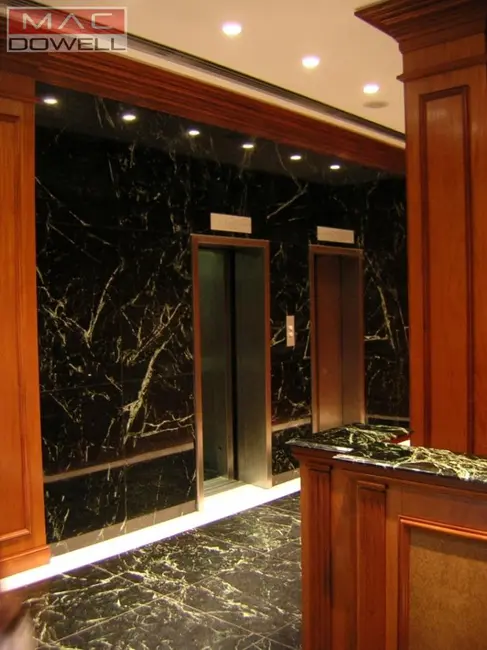 Sala Comercial à venda e para alugar, 2100m2 em Rio De Janeiro - RJ - imagem 4 Foto 4 de Sala Comercial à venda e para alugar, 2100m2 em Rio De Janeiro - RJ