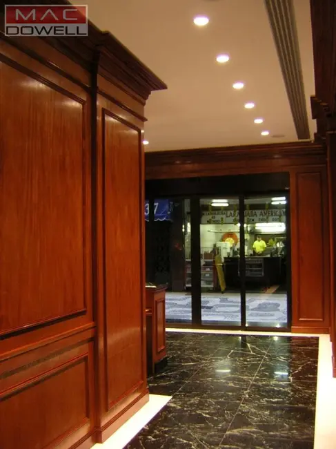 Sala Comercial à venda e para alugar, 2100m2 em Rio De Janeiro - RJ - imagem 3 Foto 3 de Sala Comercial à venda e para alugar, 2100m2 em Rio De Janeiro - RJ