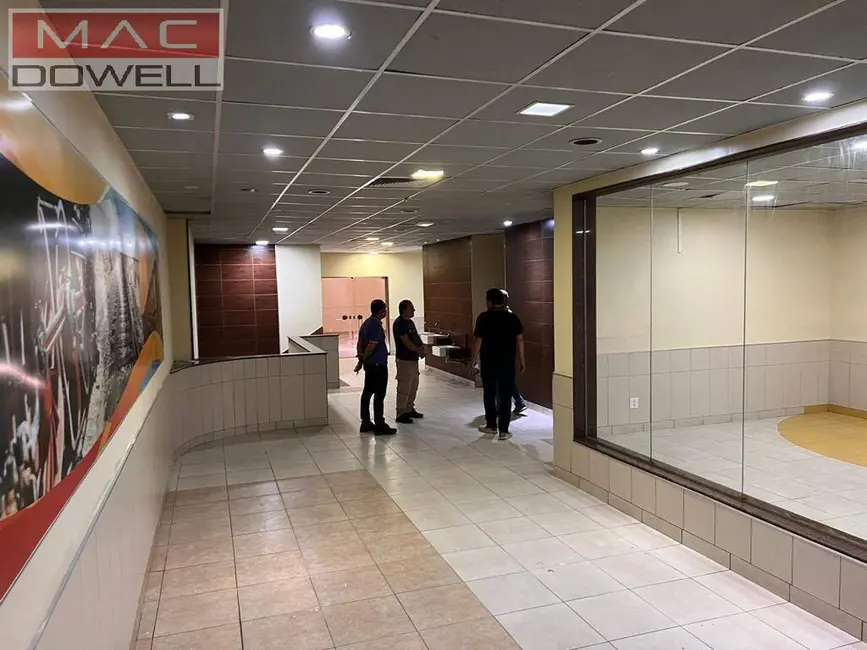 Loja para alugar, 500m2 em Bangu, Rio De Janeiro - RJ - imagem 7 Foto 7 de Loja para alugar, 500m2 em Bangu, Rio De Janeiro - RJ