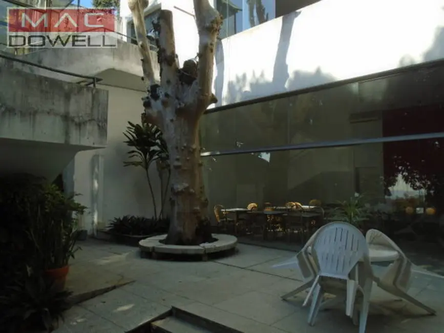 Sala Comercial à venda, 846m2 em Rio De Janeiro - RJ - imagem 5 Foto 5 de Sala Comercial à venda, 846m2 em Rio De Janeiro - RJ