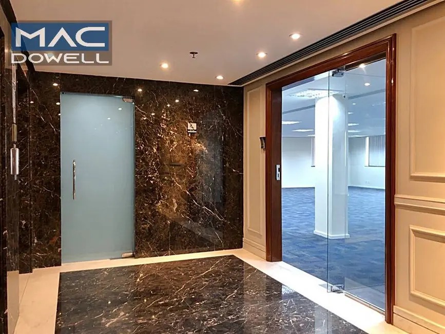 Sala Comercial para alugar, 305m2 em Centro, Rio De Janeiro - RJ - imagem 6 Foto 6 de Sala Comercial para alugar, 305m2 em Centro, Rio De Janeiro - RJ