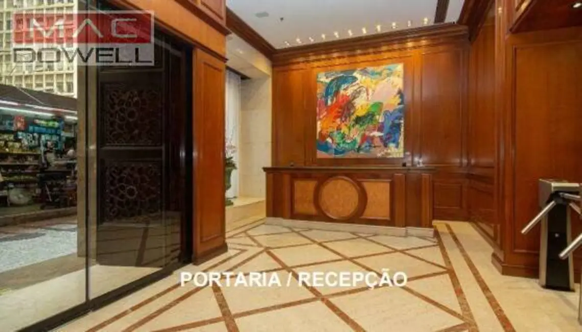 Sala Comercial para alugar, 472m2 em Centro, Rio De Janeiro - RJ - imagem 2 Foto 2 de Sala Comercial para alugar, 472m2 em Centro, Rio De Janeiro - RJ