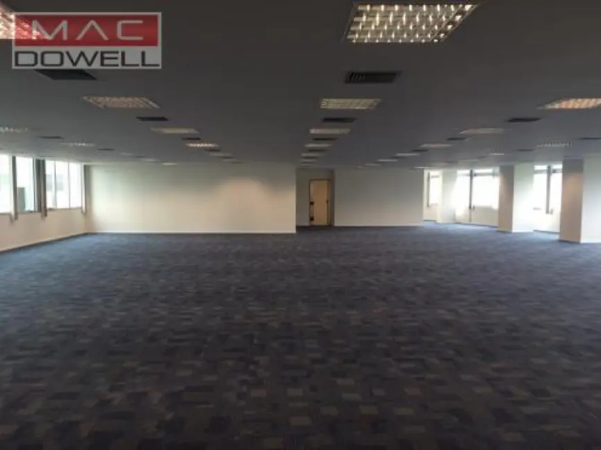 Sala Comercial para alugar, 547m2 em Centro, Rio De Janeiro - RJ - imagem 8 Foto 8 de Sala Comercial para alugar, 547m2 em Centro, Rio De Janeiro - RJ