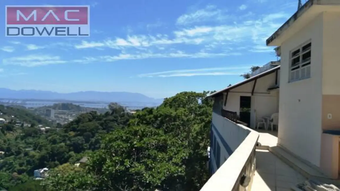 Foto 1 de Cobertura com 4 quartos à venda, 170m2 em Rio De Janeiro - RJ