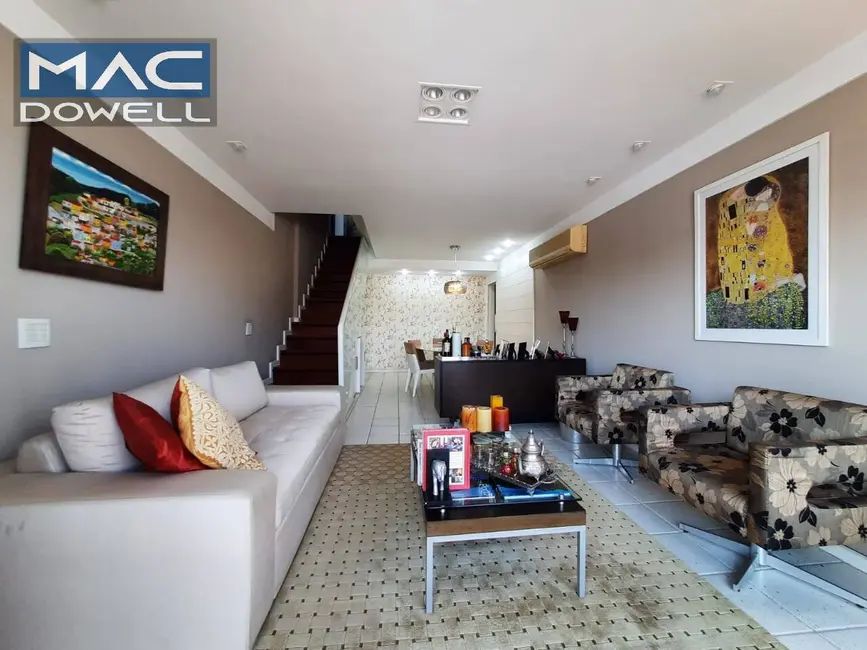 Apartamento com 5 quartos à venda, 341m2 em Icaraí, Niteroi - RJ - imagem 4 Foto 4 de Apartamento com 5 quartos à venda, 341m2 em Icaraí, Niteroi - RJ