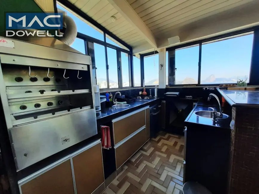 Apartamento com 5 quartos à venda, 341m2 em Icaraí, Niteroi - RJ - imagem 9 Foto 9 de Apartamento com 5 quartos à venda, 341m2 em Icaraí, Niteroi - RJ