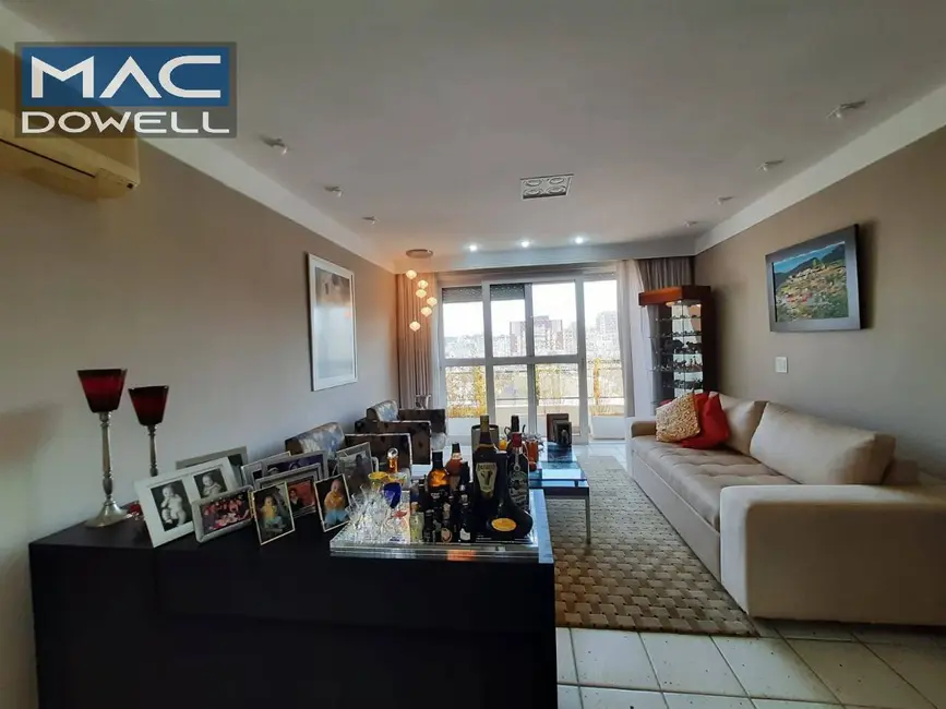 Apartamento com 5 quartos à venda, 341m2 em Icaraí, Niteroi - RJ - imagem 3 Foto 3 de Apartamento com 5 quartos à venda, 341m2 em Icaraí, Niteroi - RJ