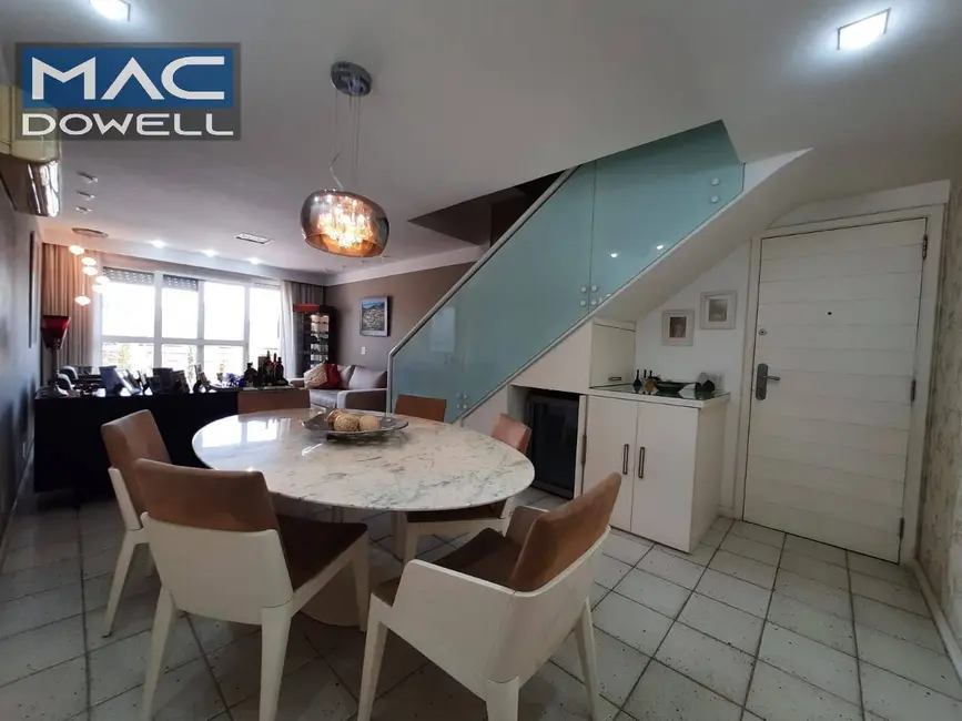 Apartamento com 5 quartos à venda, 341m2 em Icaraí, Niteroi - RJ - imagem 6 Foto 6 de Apartamento com 5 quartos à venda, 341m2 em Icaraí, Niteroi - RJ