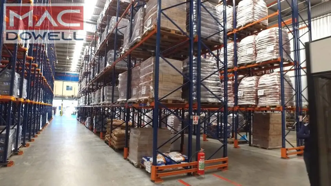 Armazém / Galpão à venda e para alugar, 50000m2 em Cordovil, Rio De Janeiro - RJ - imagem 7 Foto 7 de Armazém / Galpão à venda e para alugar, 50000m2 em Cordovil, Rio De Janeiro - RJ
