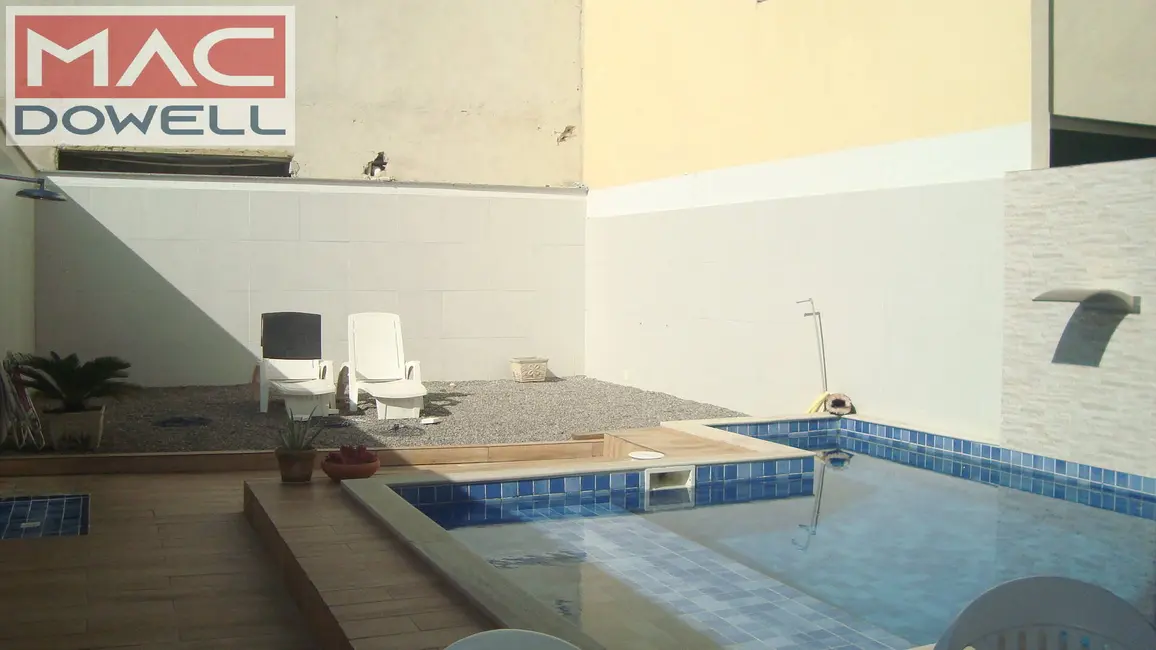 Foto 2 de Casa com 6 quartos à venda em Itaipu, Niteroi - RJ