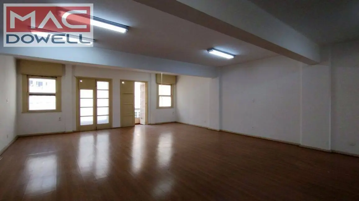 Sala Comercial à venda, 2609m2 em Centro, Rio De Janeiro - RJ - imagem 8 Foto 8 de Sala Comercial à venda, 2609m2 em Centro, Rio De Janeiro - RJ