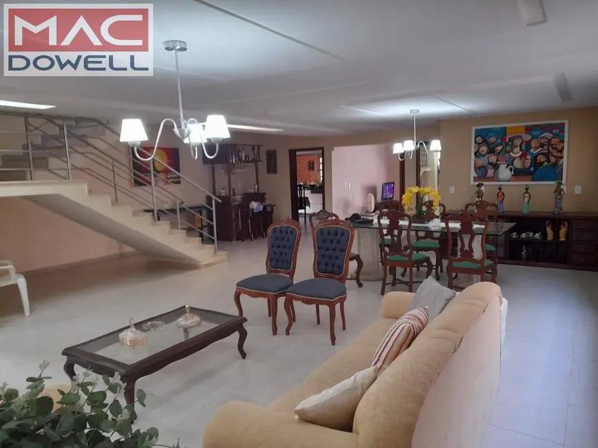 Foto 6 de Casa com 5 quartos à venda, 450m2 em Parnamirim - RN