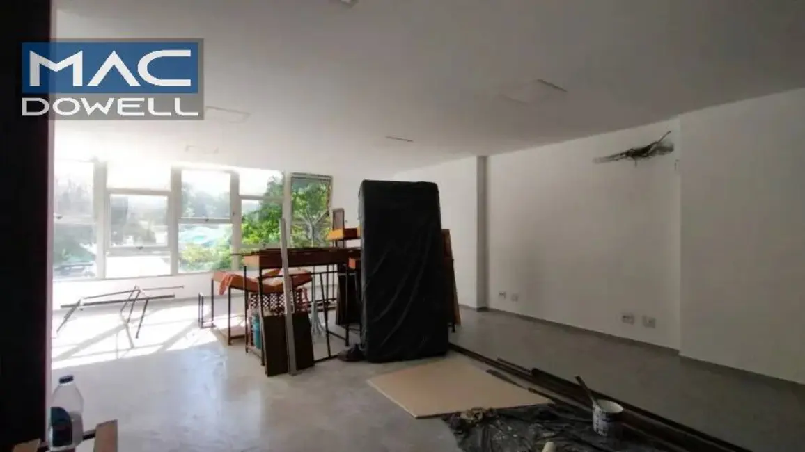 Loja à venda, 150m2 em Centro, Rio De Janeiro - RJ - imagem 3 Foto 3 de Loja à venda, 150m2 em Centro, Rio De Janeiro - RJ