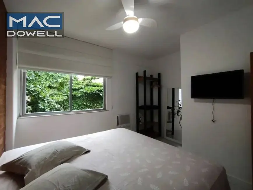 Foto 2 de Apartamento com 2 quartos à venda, 75m2 em Copacabana, Rio De Janeiro - RJ