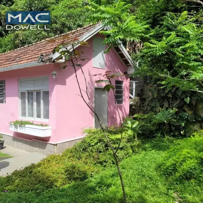 Casa com 6 quartos à venda, 280m2 em Paquetá, Rio De Janeiro - RJ - imagem 9 Foto 9 de Casa com 6 quartos à venda, 280m2 em Paquetá, Rio De Janeiro - RJ