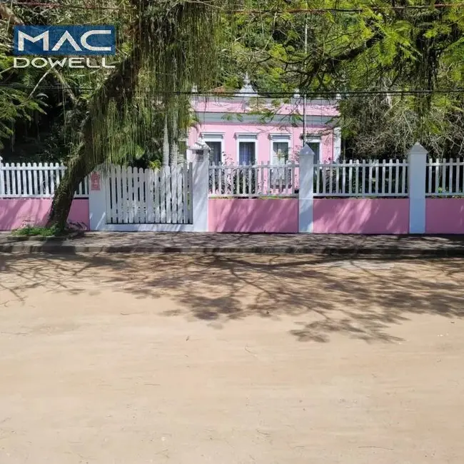 Casa com 6 quartos à venda, 280m2 em Paquetá, Rio De Janeiro - RJ - imagem 1 Foto 1 de Casa com 6 quartos à venda, 280m2 em Paquetá, Rio De Janeiro - RJ