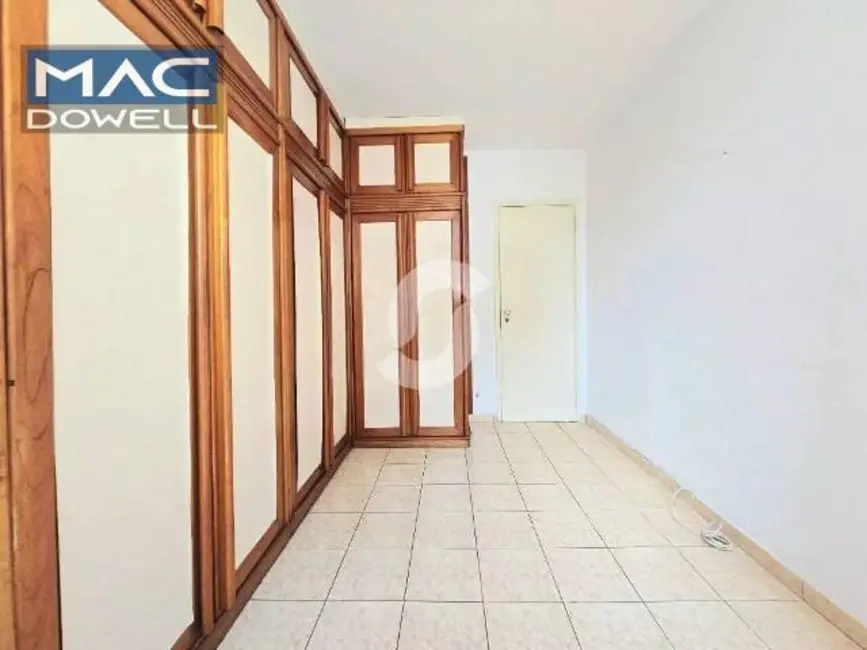 Foto 7 de Apartamento com 2 quartos à venda, 75m2 em Icaraí, Niteroi - RJ