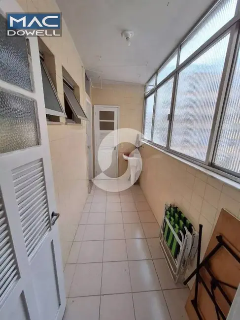 Foto 4 de Apartamento com 2 quartos à venda, 83m2 em Icaraí, Niteroi - RJ